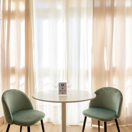 Apartamento Picasso Торемолинос Екстериор снимка