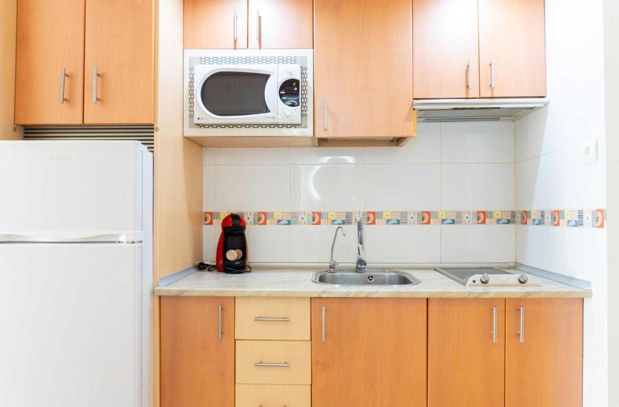 Apartamento Picasso Торемолинос Екстериор снимка