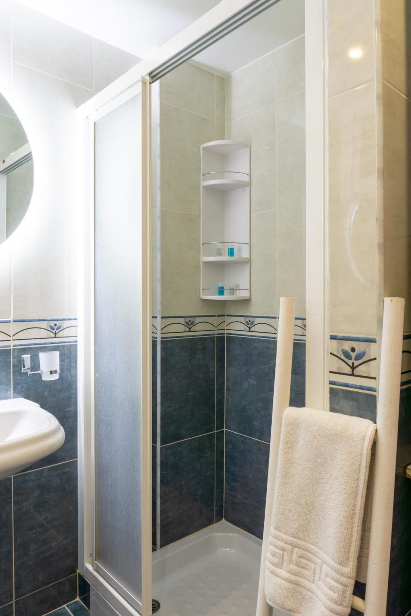 Apartamento Picasso Торемолинос Екстериор снимка